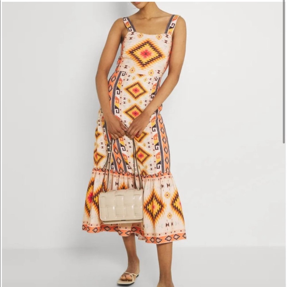 Never Fully Dressed - Bridget Linen Midi Dress